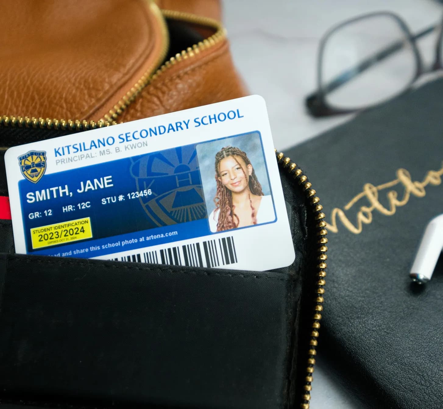 An Artona student ID card